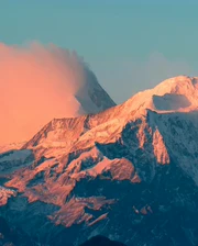 A peak in alpenglow